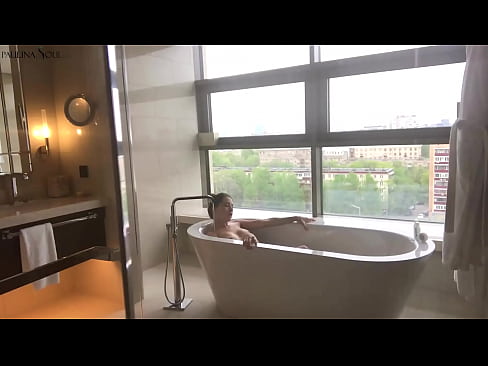 ❤️ Óriási babe szenvedélyesen kiveri ki a punciját a fürdőszobában Anal videó at hu.hentai-id-tv.ru ❌