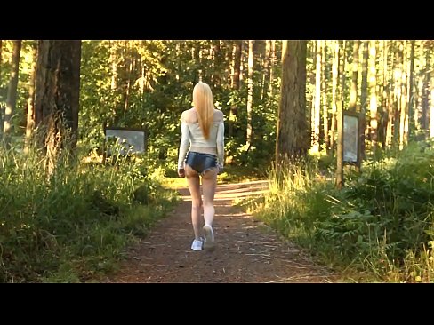 ❤️ Gyönyörű nő lassan mozog, nem meztelen videó Anal videó at hu.hentai-id-tv.ru ❌