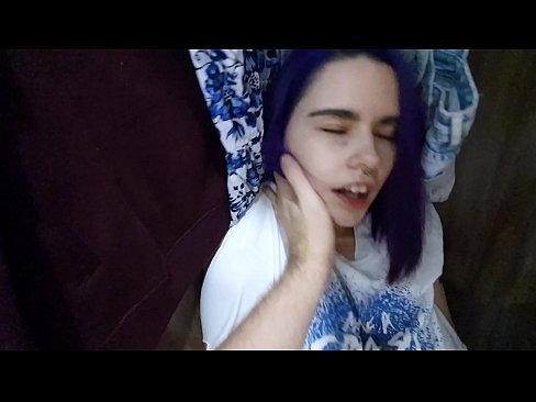 ❤️ Megtaláltam a nővéremet a szekrényben, és segítettem neki elélvezni. Anal videó at hu.hentai-id-tv.ru ❌